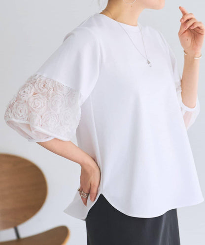 荷葉邊刺繡拼接套頭上衣