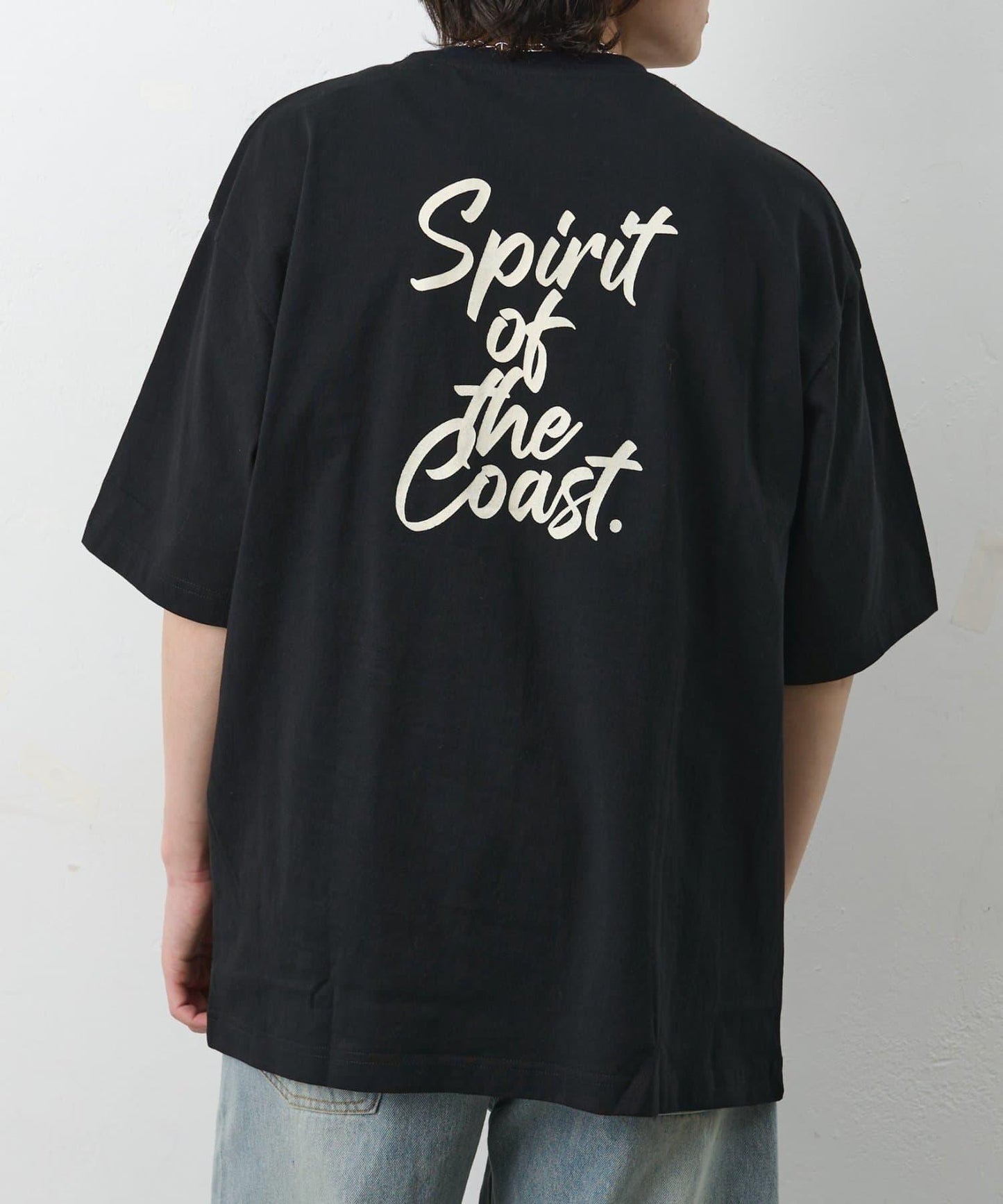 背部印花 spirit T恤