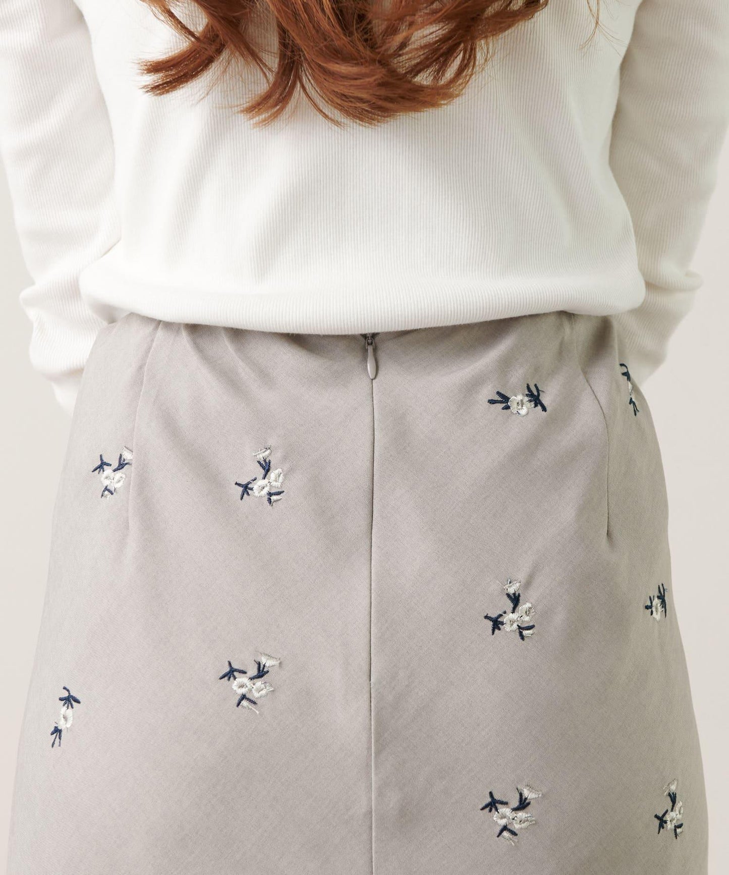SHENERY 刺繡修身半身裙