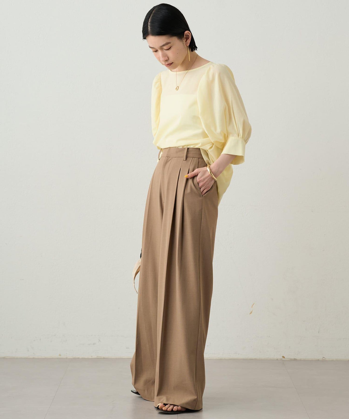 Loungedress 透感泡泡袖設計襯衫