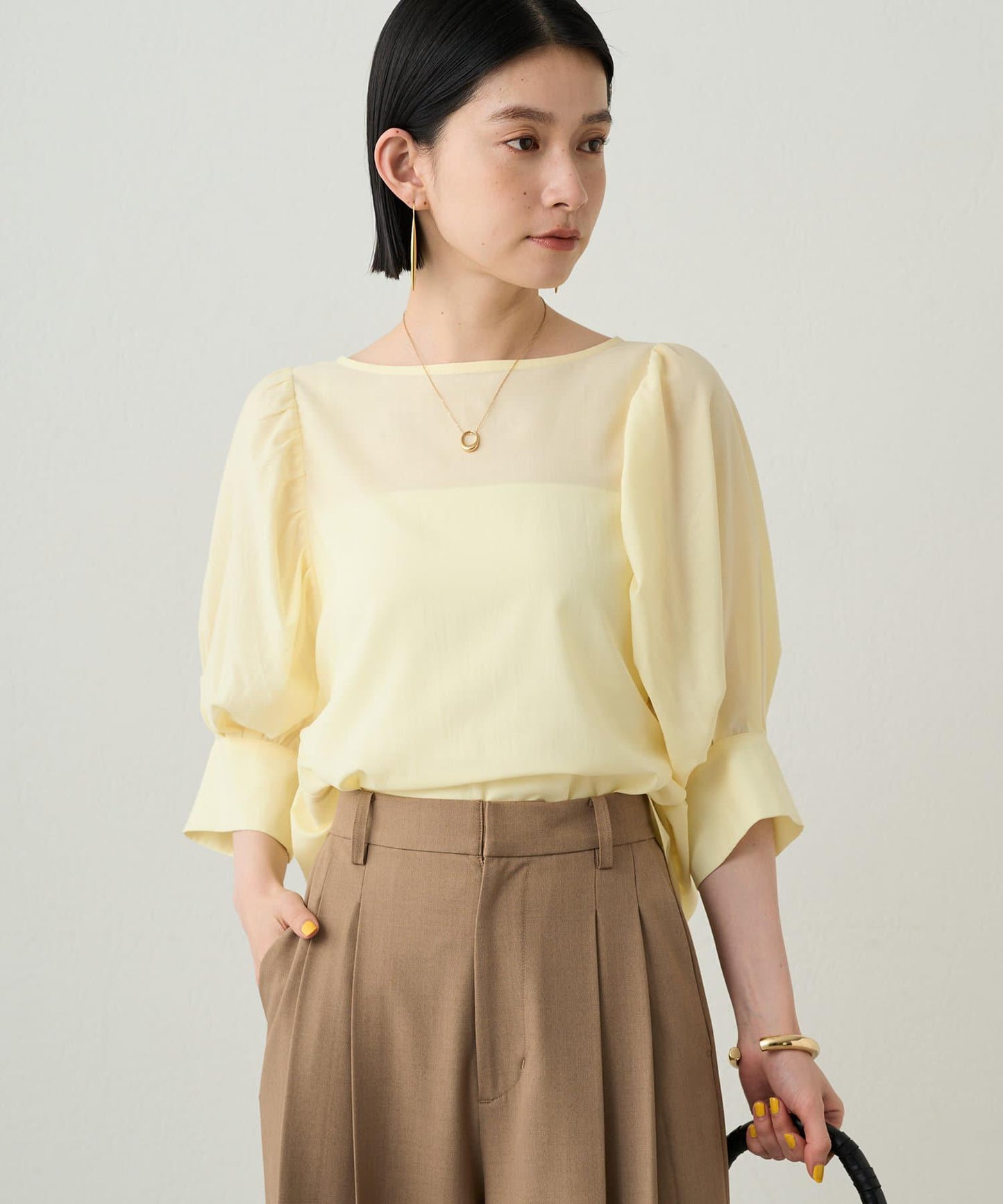 Loungedress 透感泡泡袖設計襯衫