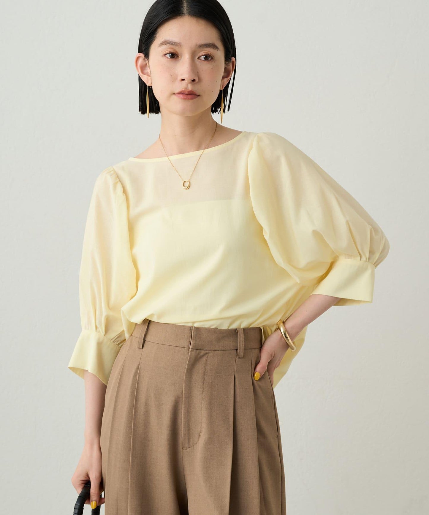 Loungedress 透感泡泡袖設計襯衫
