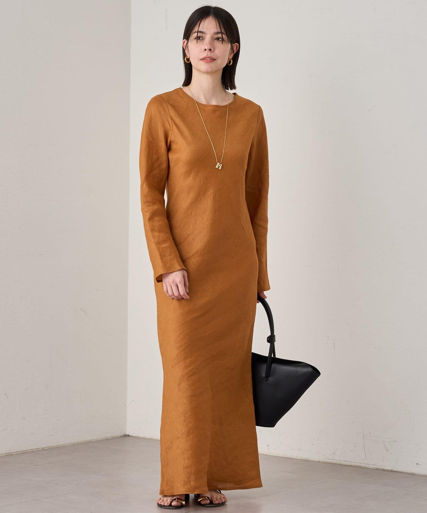 Loungedress 20th 亞麻斜裁連衣裙