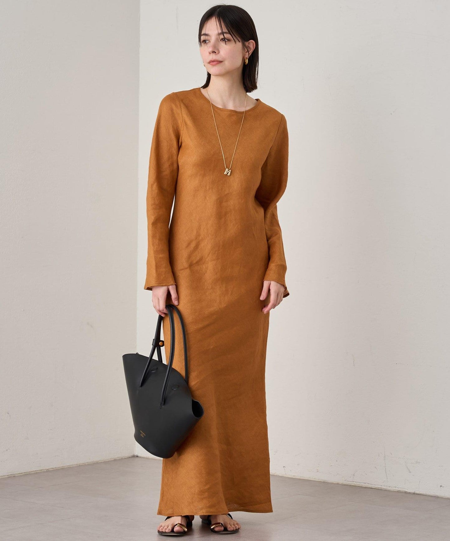Loungedress 20th 亞麻斜裁連衣裙