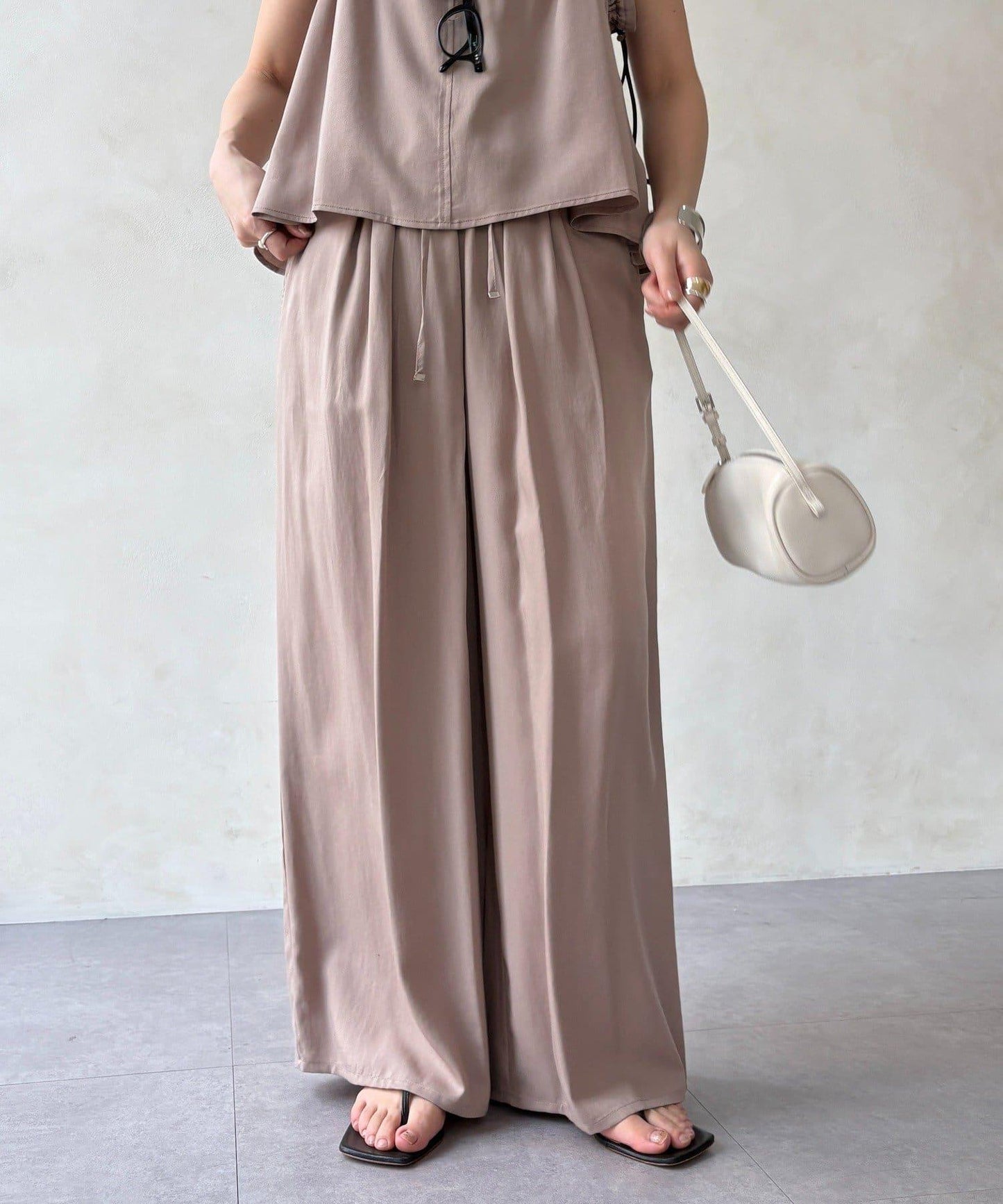 天絲斜紋鬆緊休閒褲