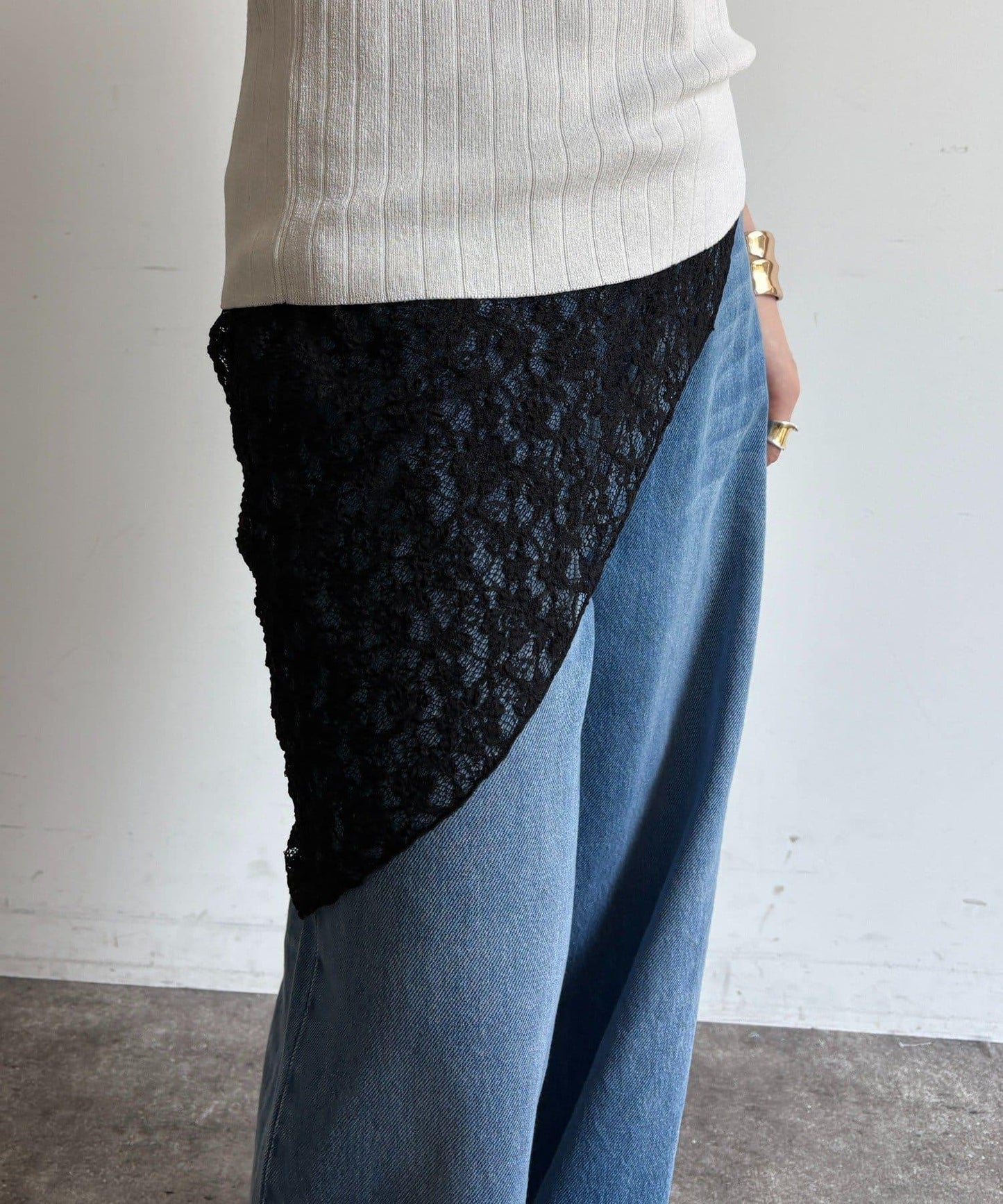 蕾絲磁扣設計圍巾