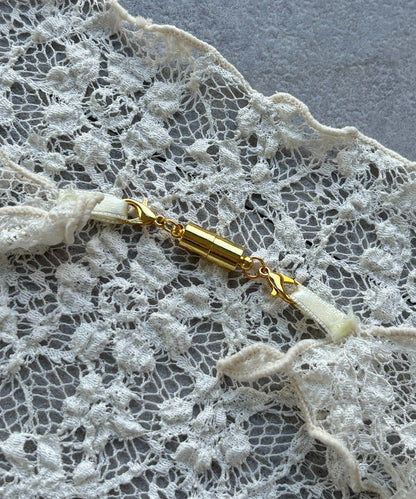 蕾絲磁扣設計圍巾