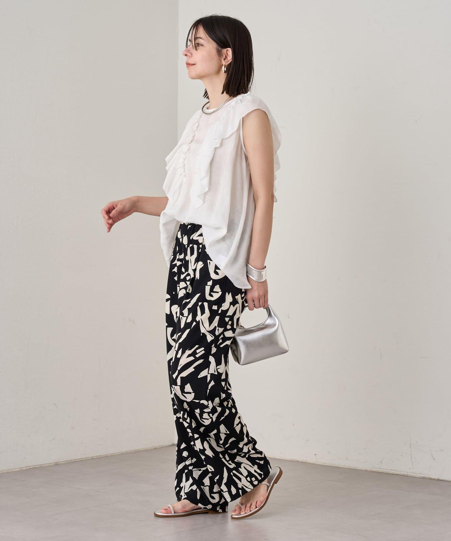 Loungedress 荷葉邊無袖上衣