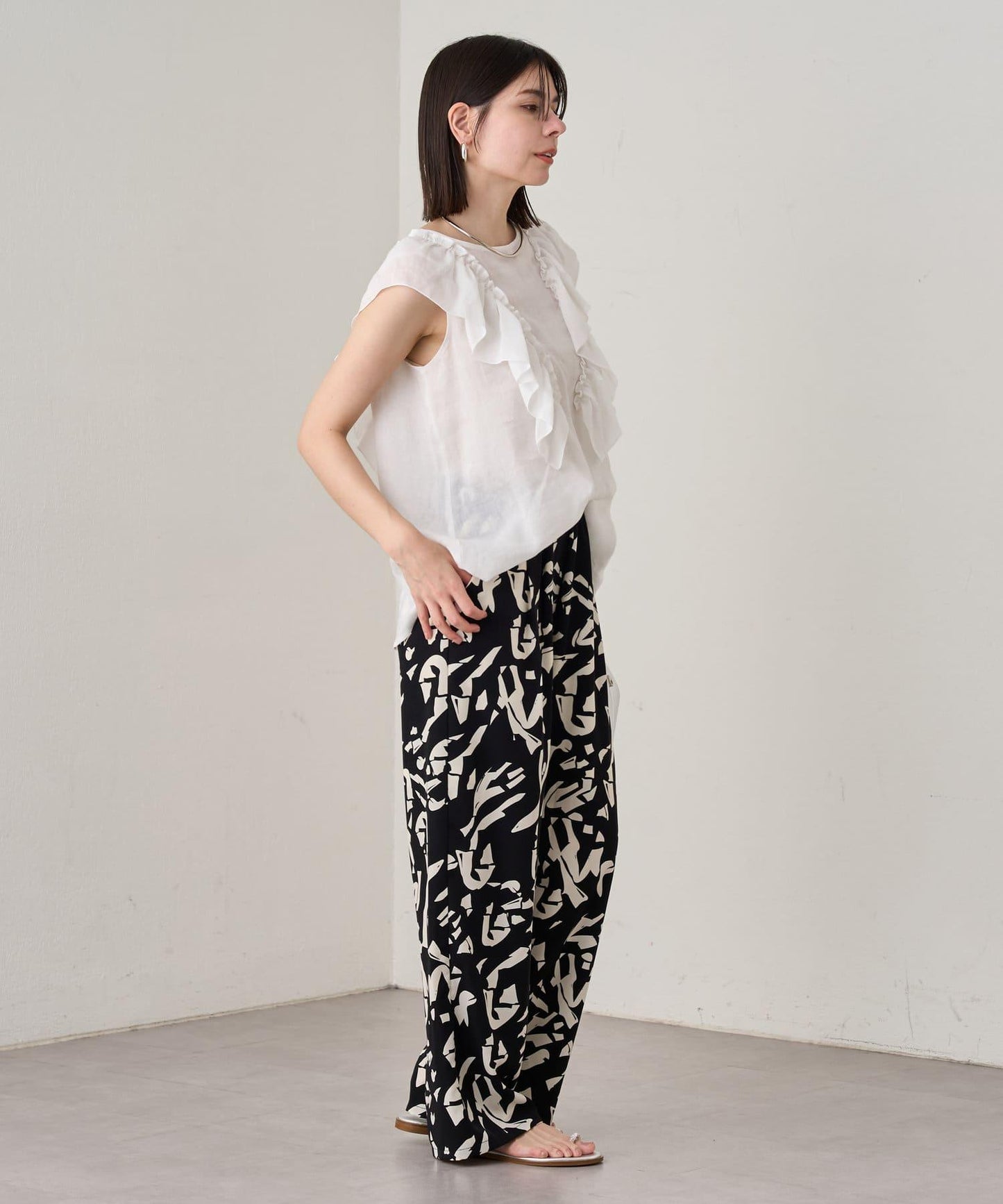 Loungedress 荷葉邊無袖上衣