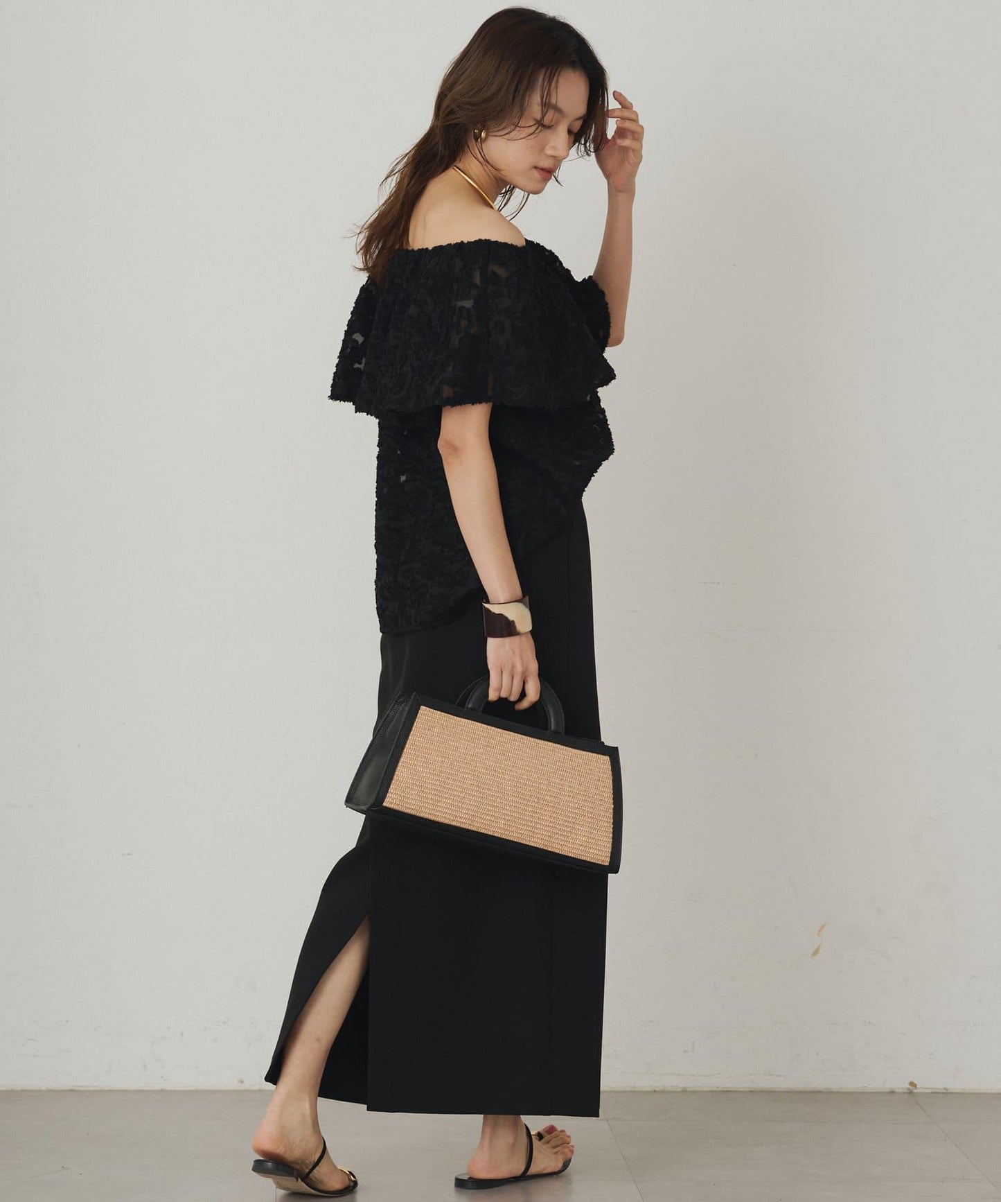 Loungedress 荷葉邊一字肩2WAY襯衫