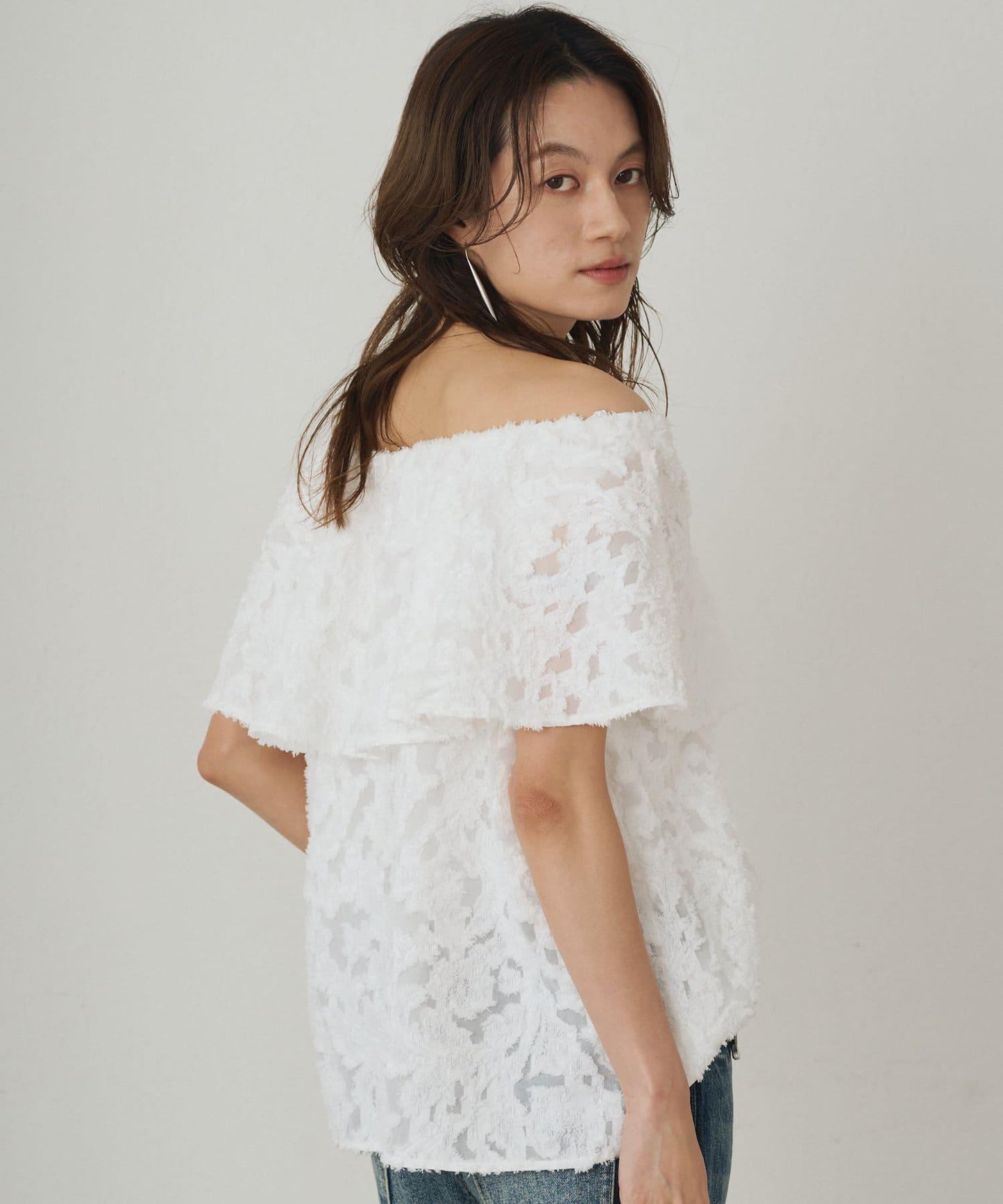 Loungedress 荷葉邊一字肩2WAY襯衫