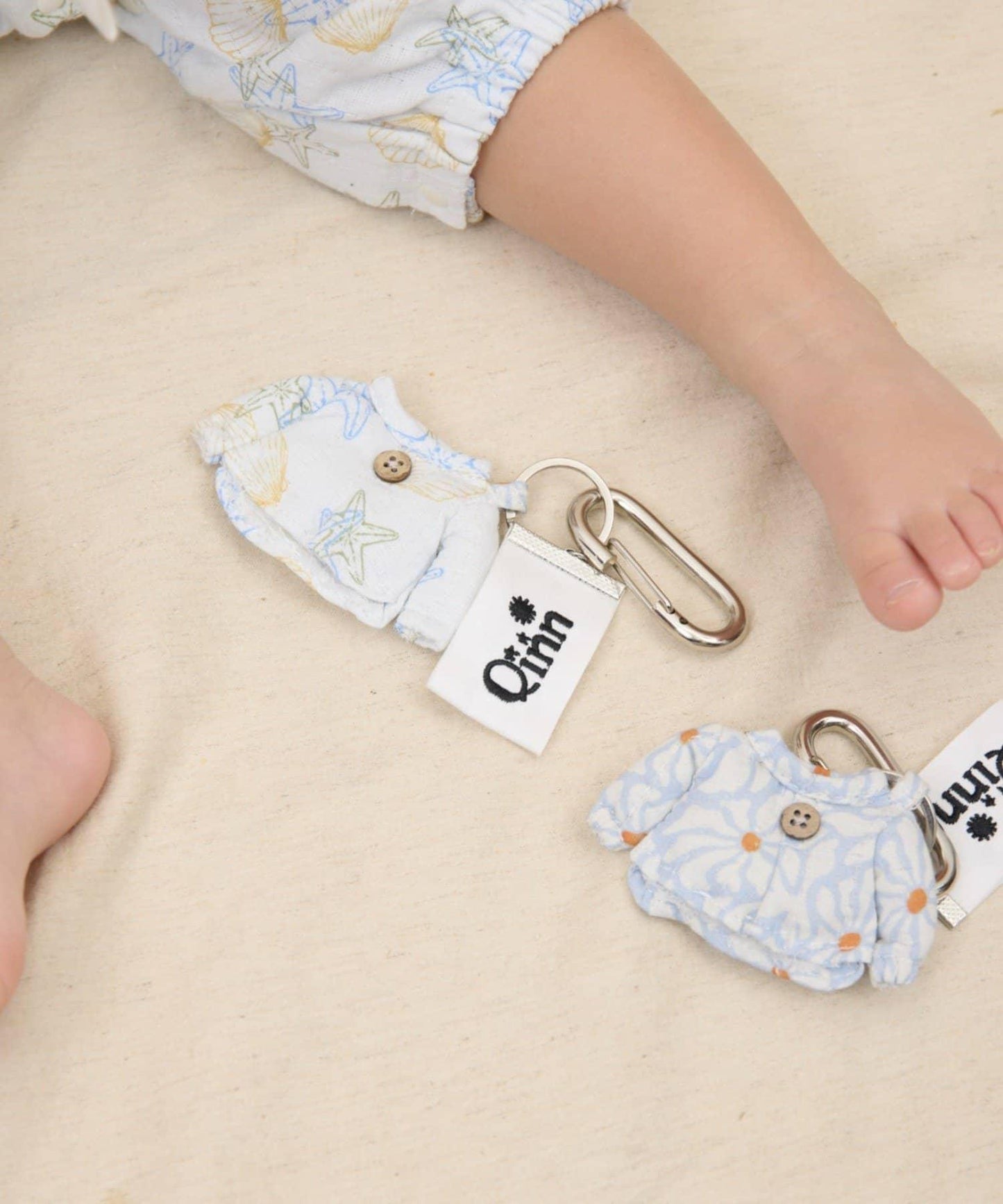 KIDS Qinn clothes 吊飾