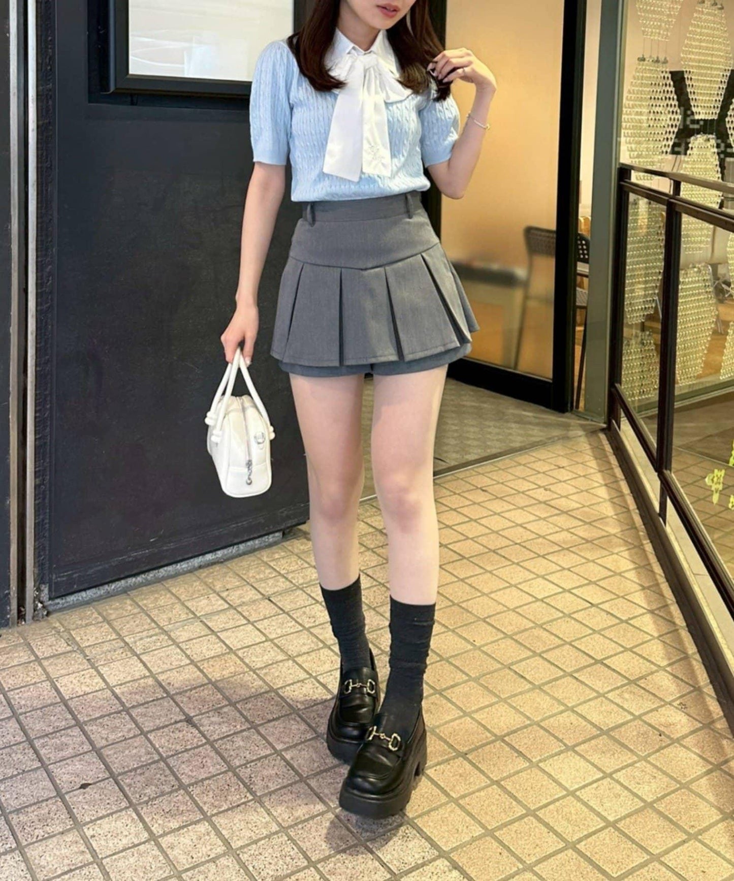 可拆卸蝴蝶結麻花紋短袖針織上衣