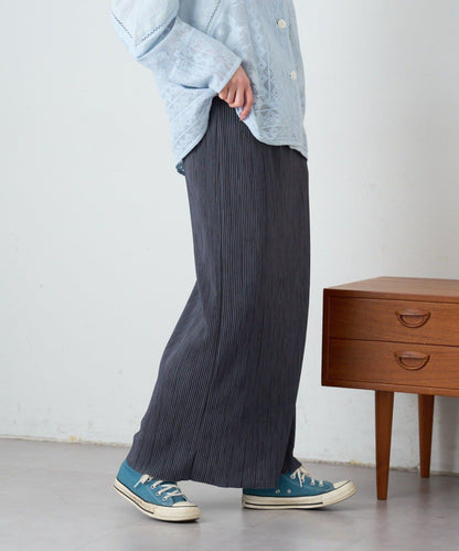 腰部抽繩 I字版型 裁剪褶皺 半身裙