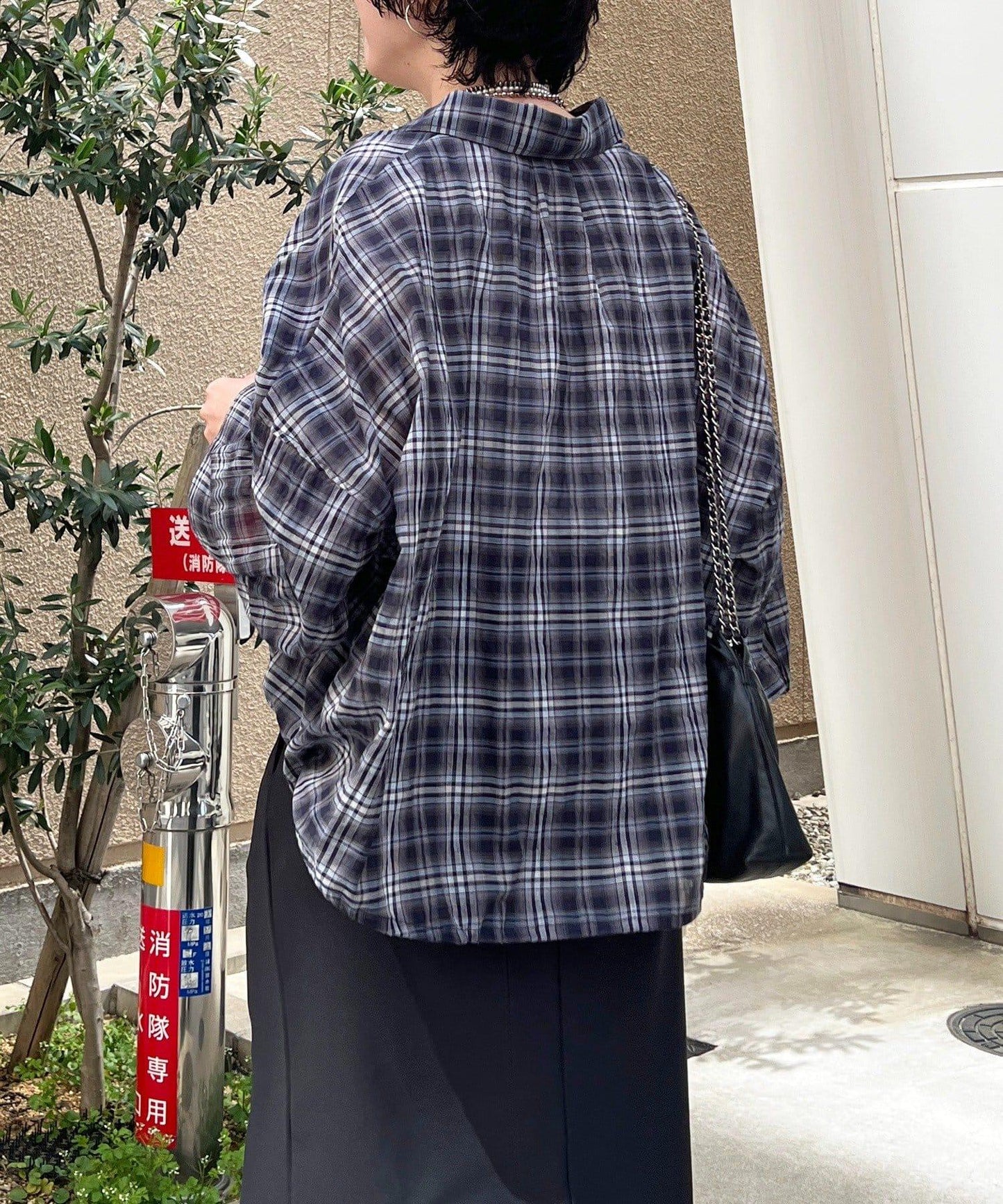 短款格紋襯衫