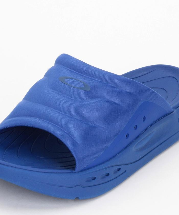 STUDIO SLIDE