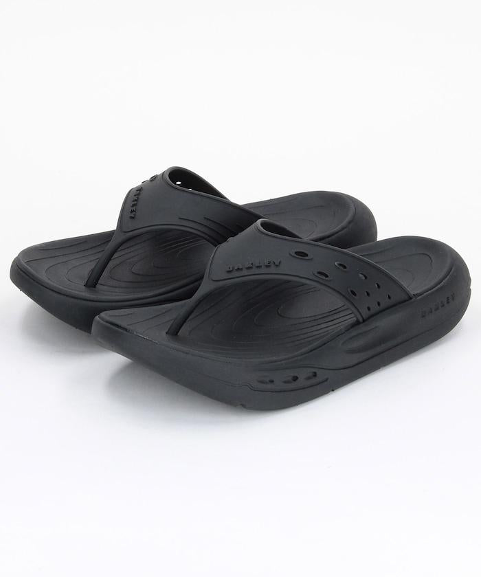 STUDIO FLIP FLOP