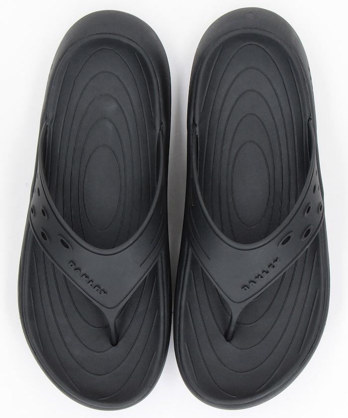 STUDIO FLIP FLOP