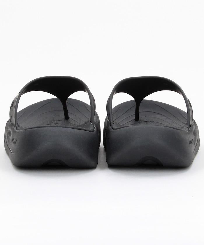 STUDIO FLIP FLOP