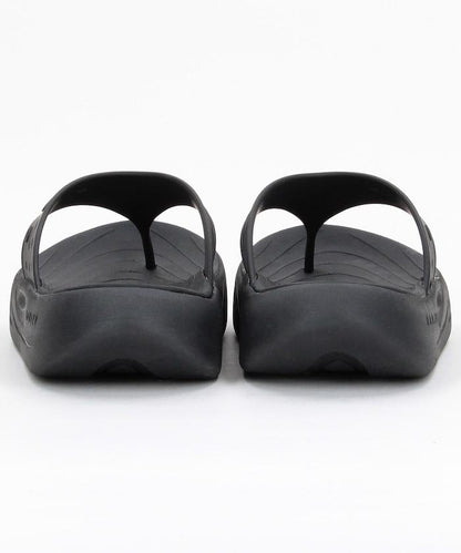 STUDIO FLIP FLOP