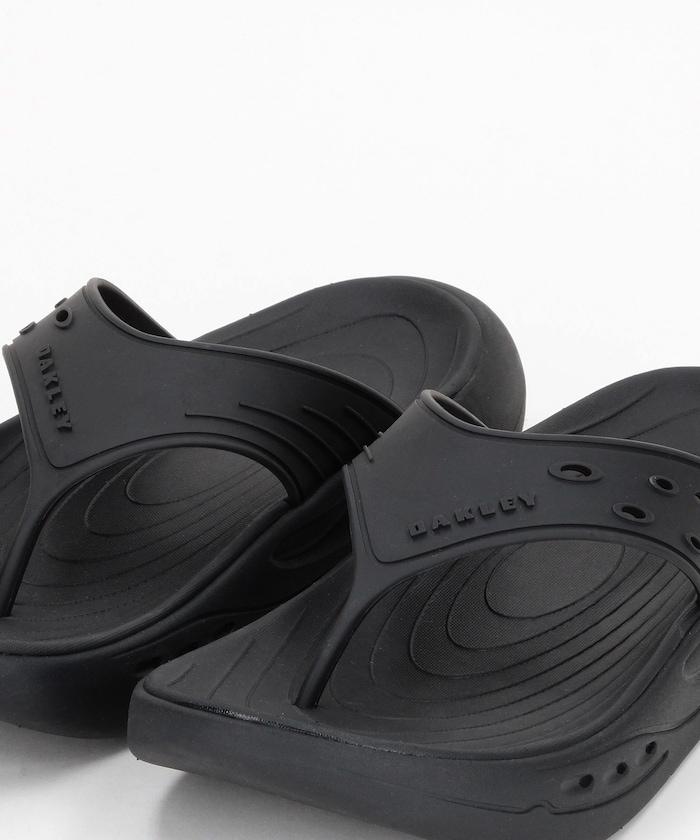 STUDIO FLIP FLOP