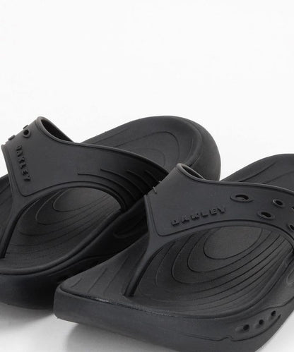 STUDIO FLIP FLOP