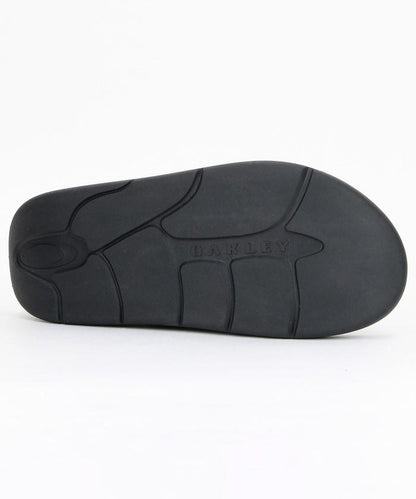 STUDIO FLIP FLOP
