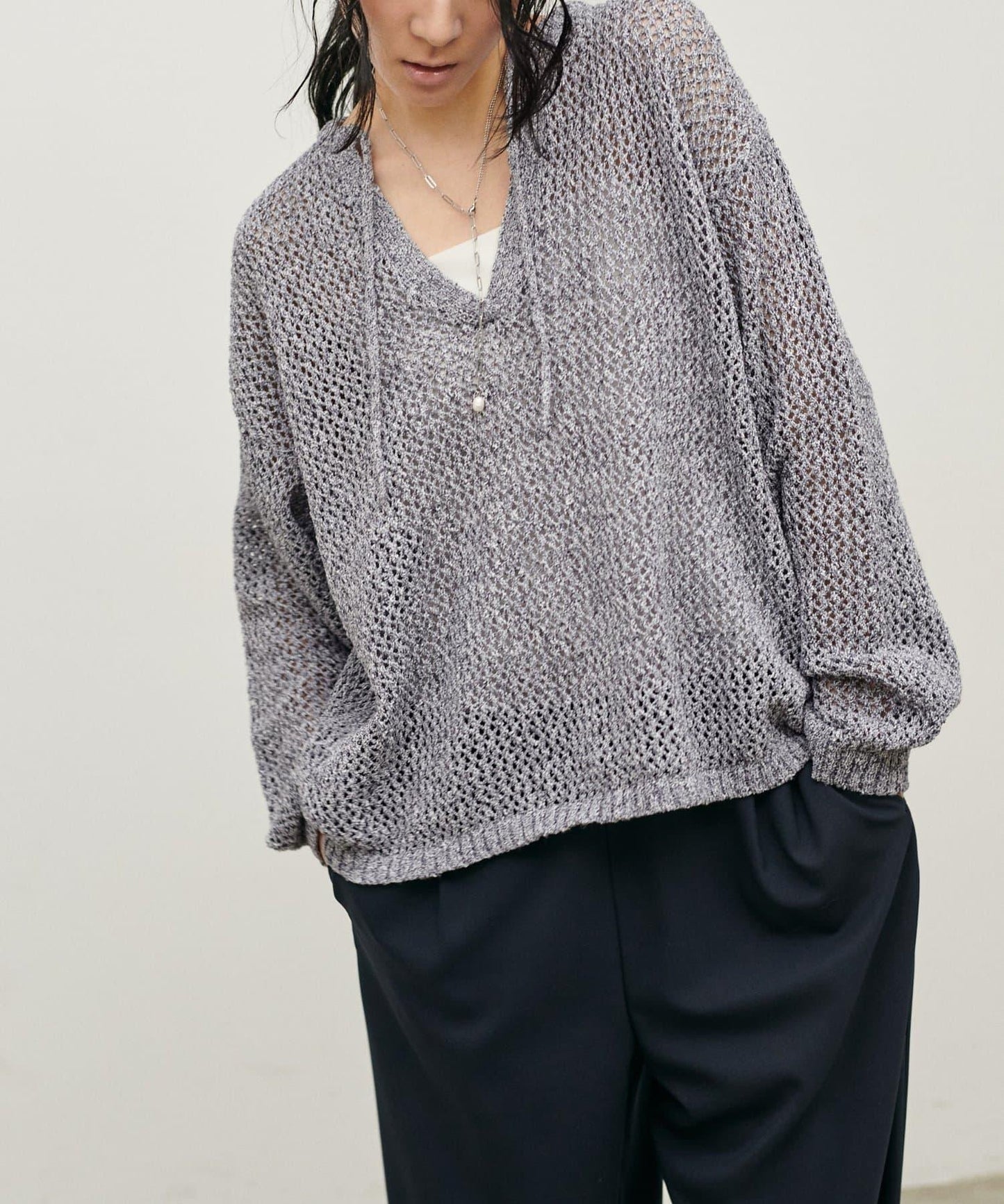 混色網眼鑰匙領套頭上衣