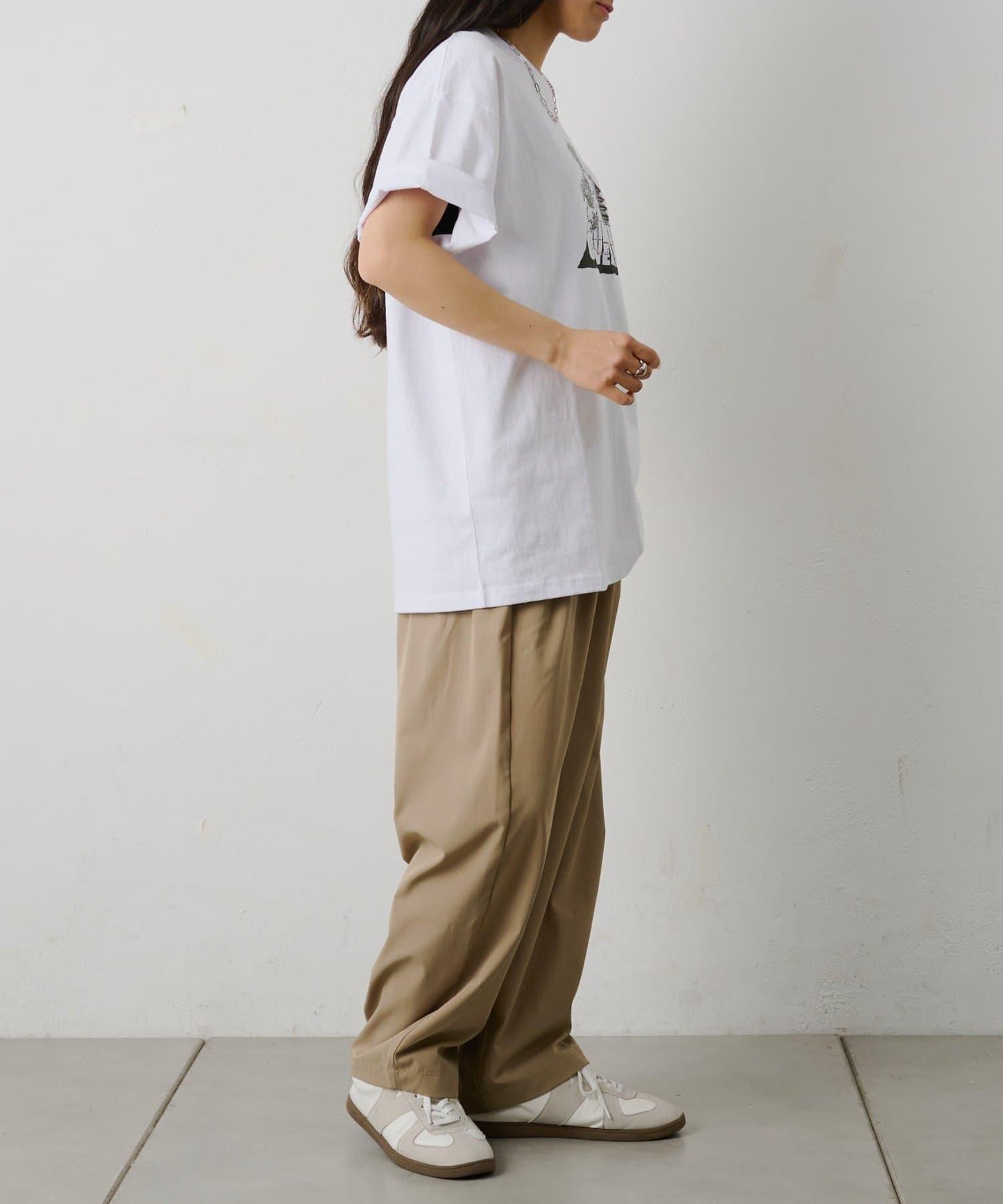 唐獅子印花 TEE T恤