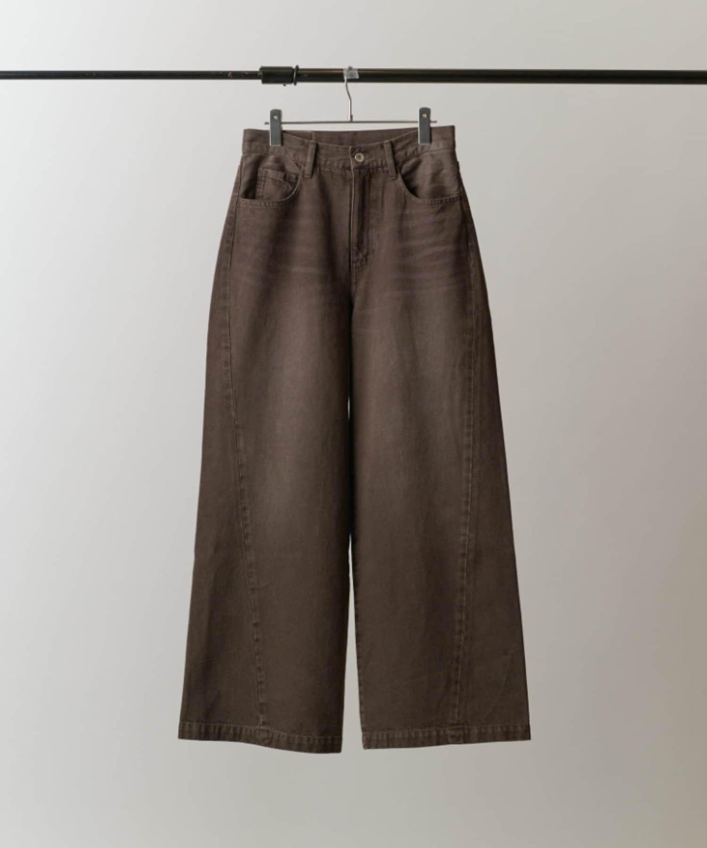 闊腿牛仔褲