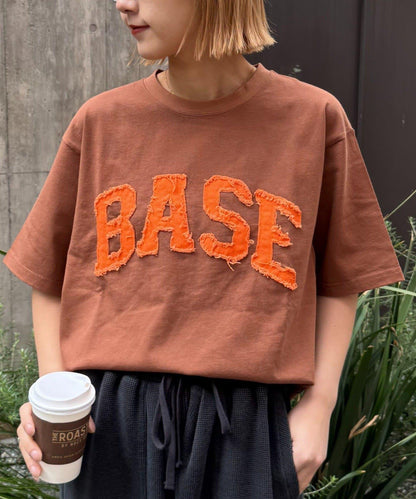 網絡限定 中性款 BASE貼布 T恤