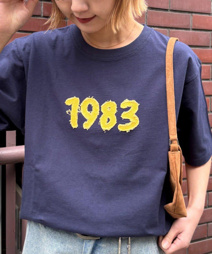 網絡限定 UNISEX 1983貼布 T恤