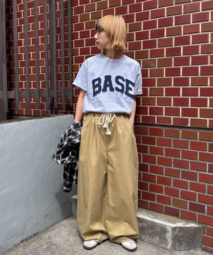 網絡限定 中性款 BASE貼布 T恤
