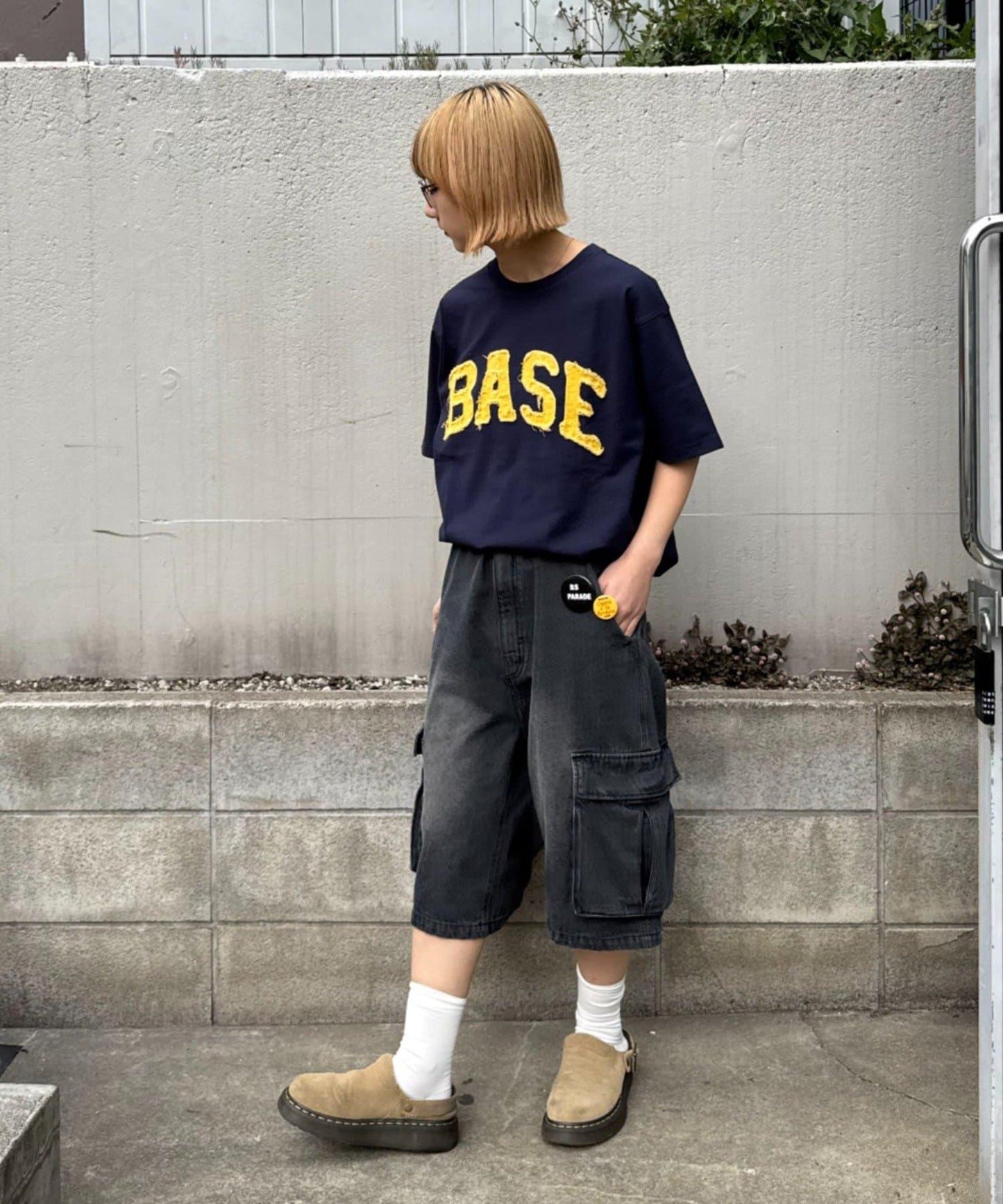 網絡限定 中性款 BASE貼布 T恤