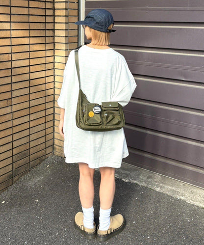UNISEX 多口袋 單肩包
