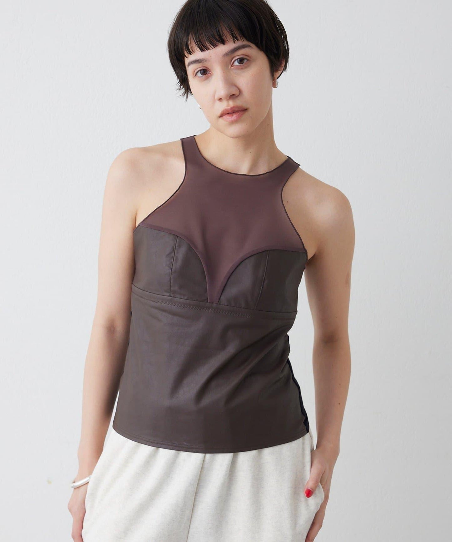 OVERNEATH 聯名 Bra056 文胸