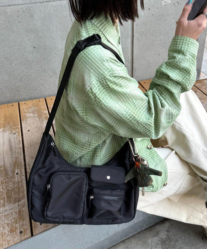 UNISEX 多口袋 單肩包