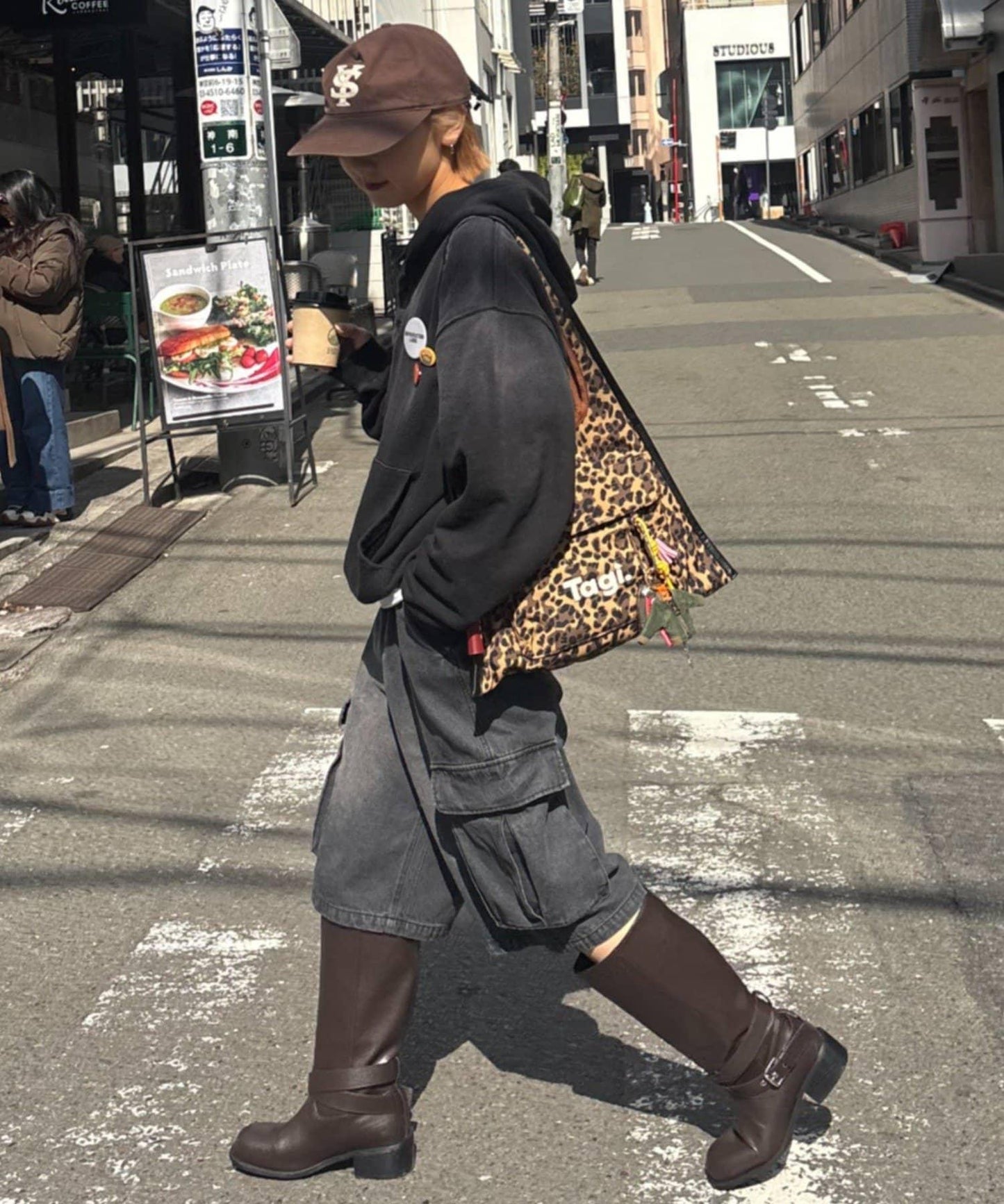 【UNISEX】牛仔半身工裝褲