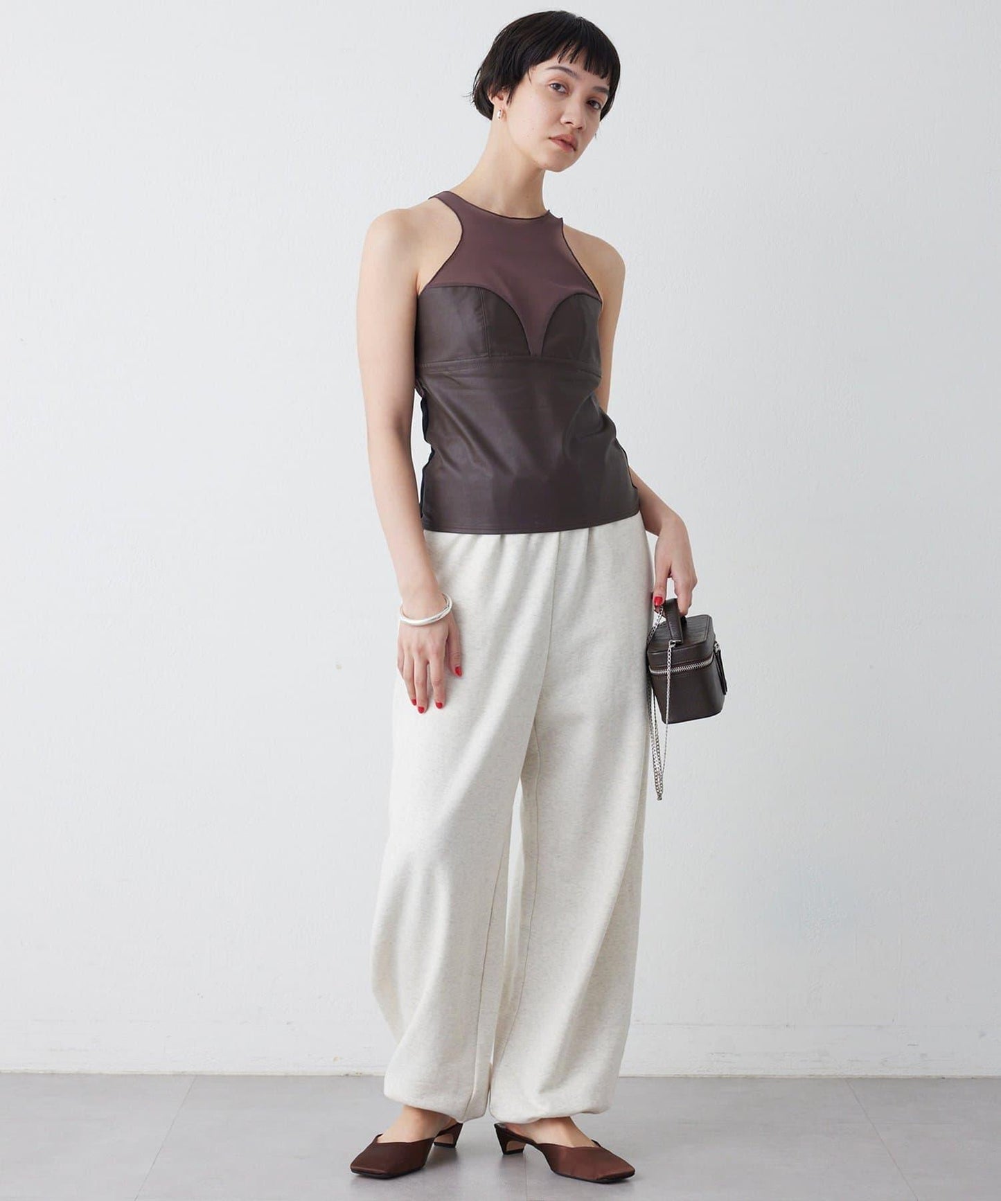 OVERNEATH 聯名 Bra056 文胸