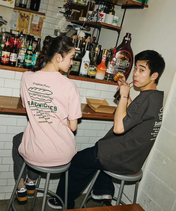 LANDER SANDWICHES×FREAK'S STORE ランダー 聯名 寬鬆版型 背部印花 圓領T恤