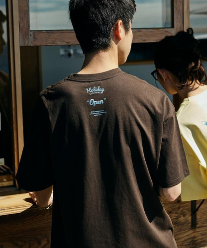 HOLIDAY ICECREAM×FREAK'S STORE 特別 寬鬆廓形 學院印花 圓領T恤