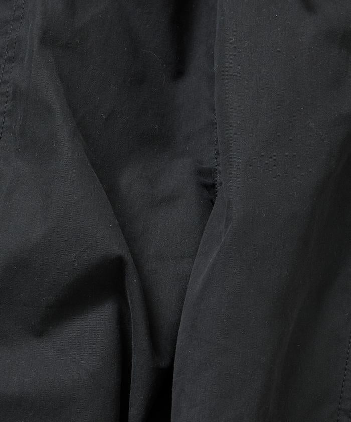 寬鬆彎刀版型 口袋抽繩設計 休閒工裝褲