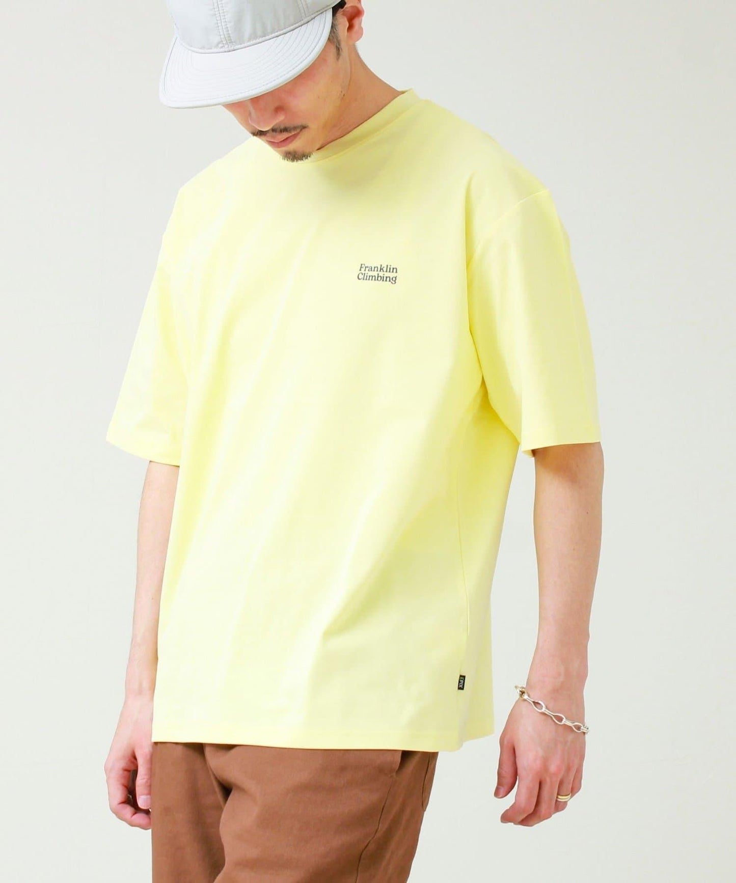 Franklin Climbing FLEXIBLE TECH-LOGO 標誌印花T恤