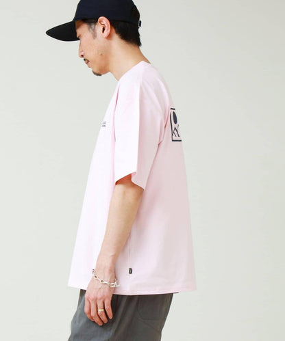 Franklin Climbing FLEXIBLE TECH-LOGO 標誌印花T恤