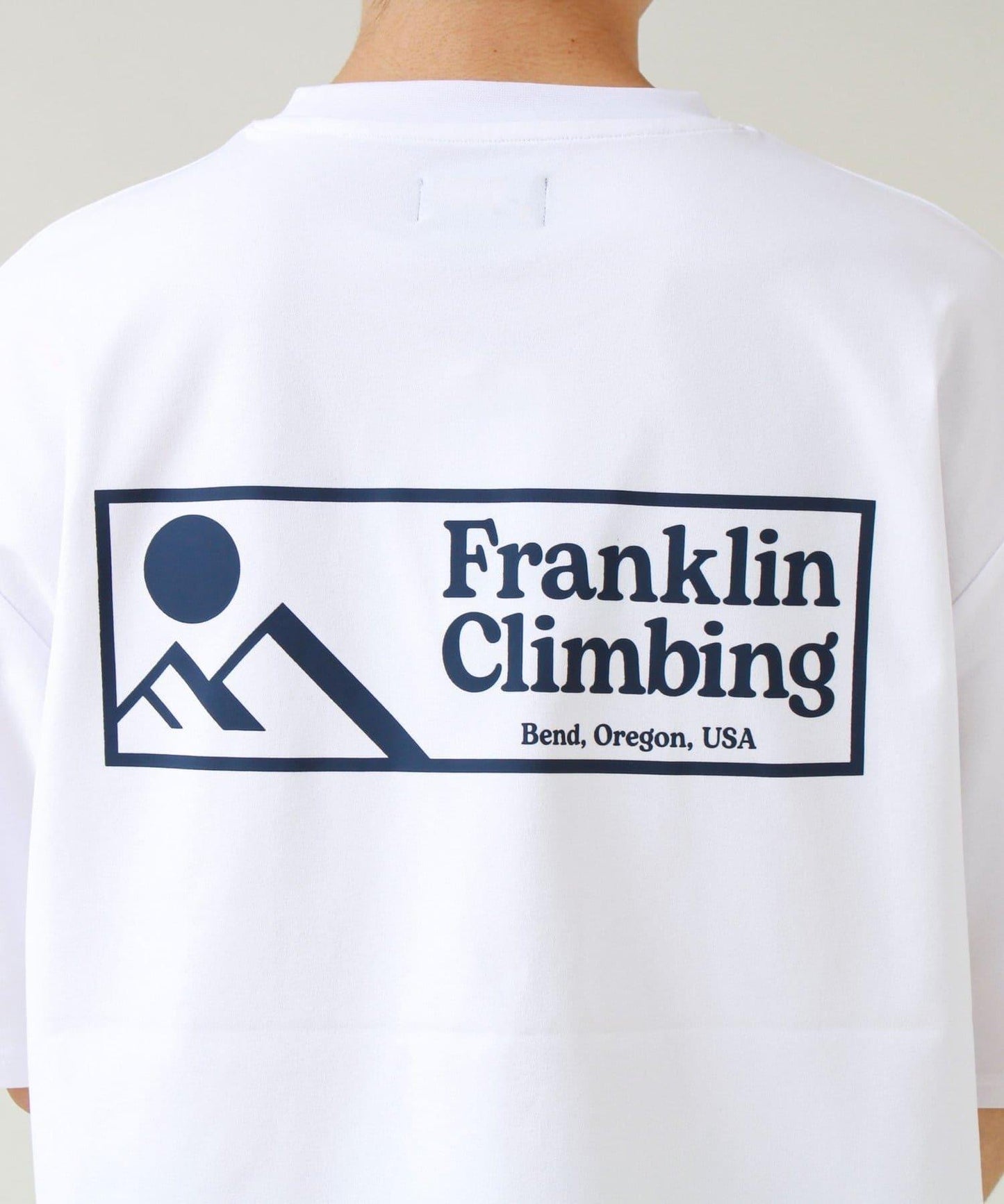 Franklin Climbing FLEXIBLE TECH-LOGO 標誌印花T恤