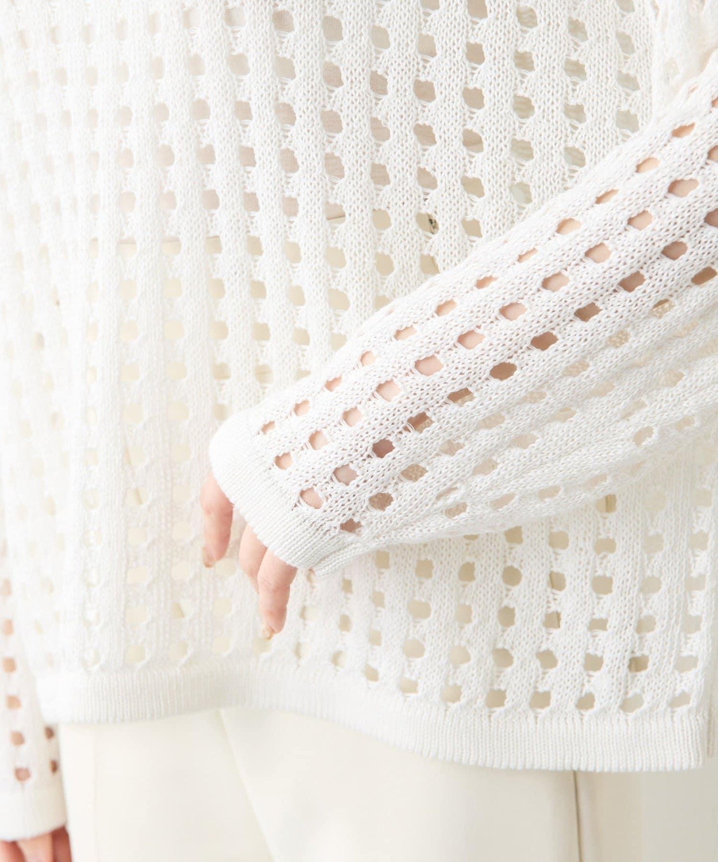 Drawing Numbers 鏤空針織上衣