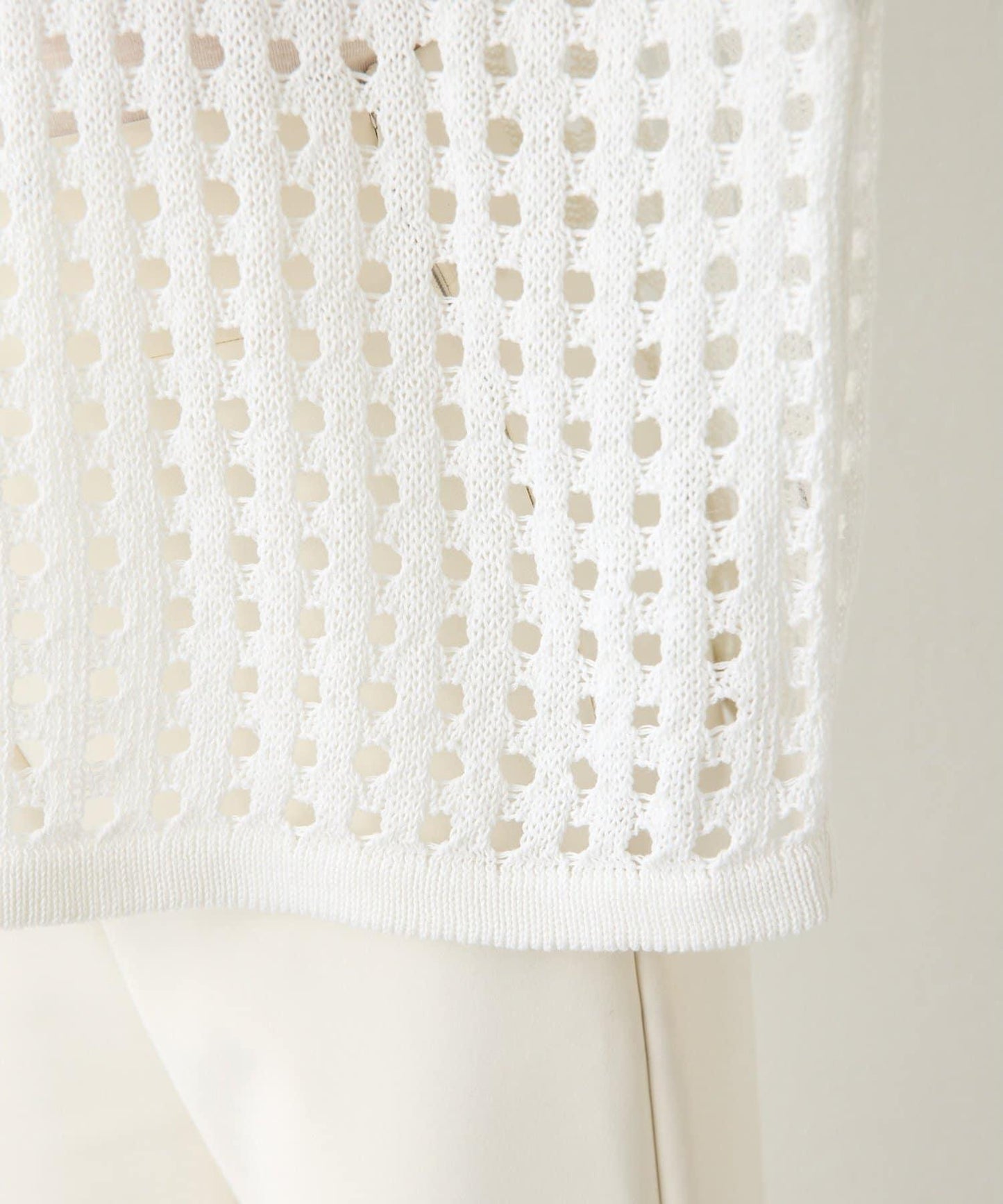 Drawing Numbers 鏤空針織上衣