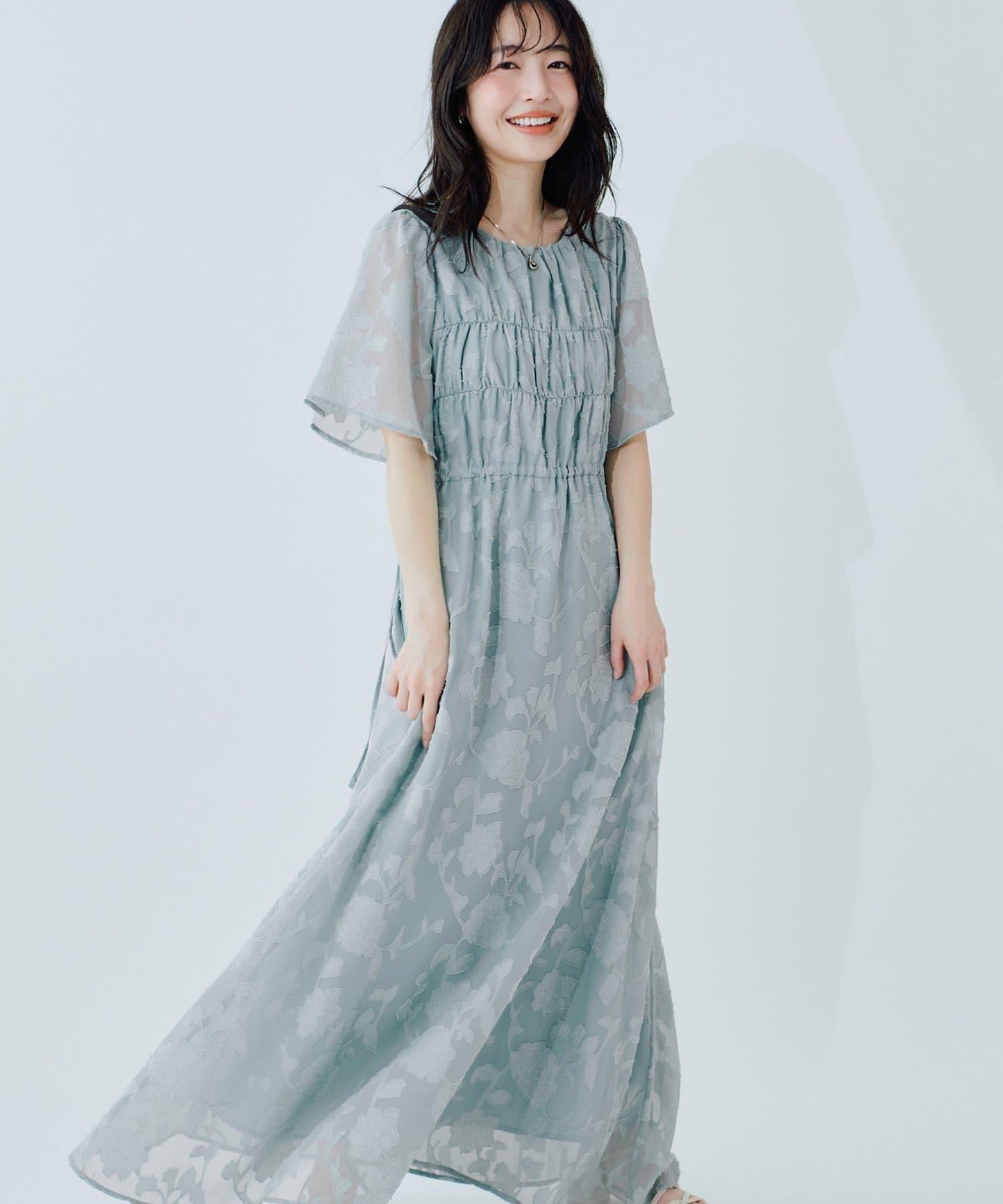 提花腰部蝴蝶結連衣裙