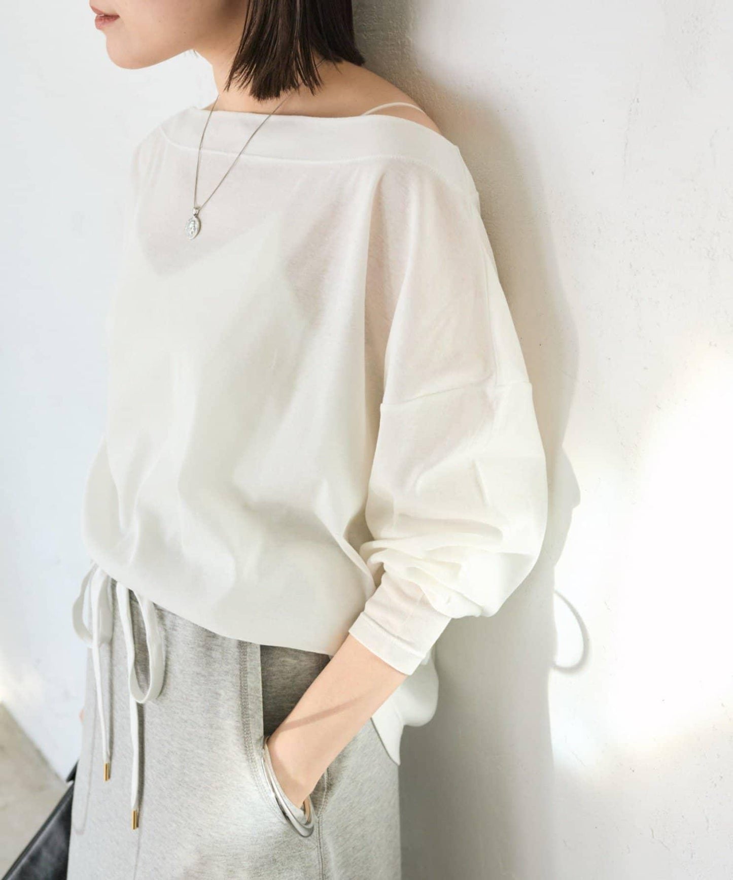 露膚透視蝙蝠袖上衣