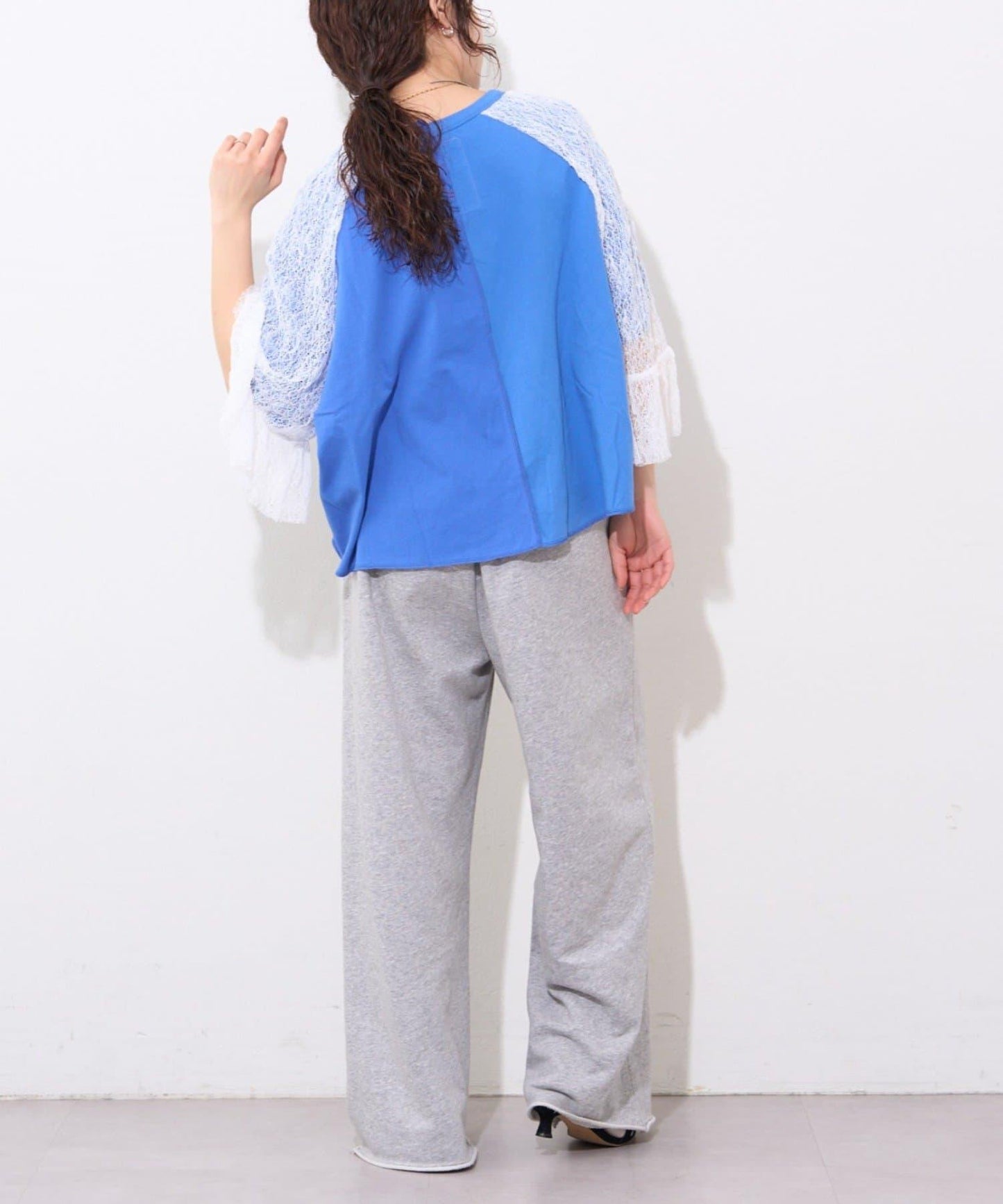 袖部蕾絲拼接學院風 etsinta Tee T恤